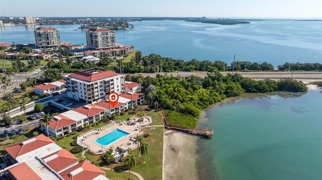 Building Photo - 6365 Bahia Del Mar Blvd S