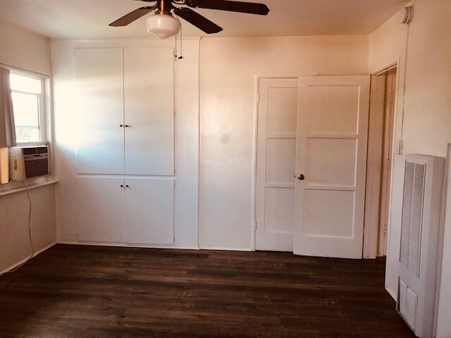 Building Photo - 112 S Chevy Chase Dr