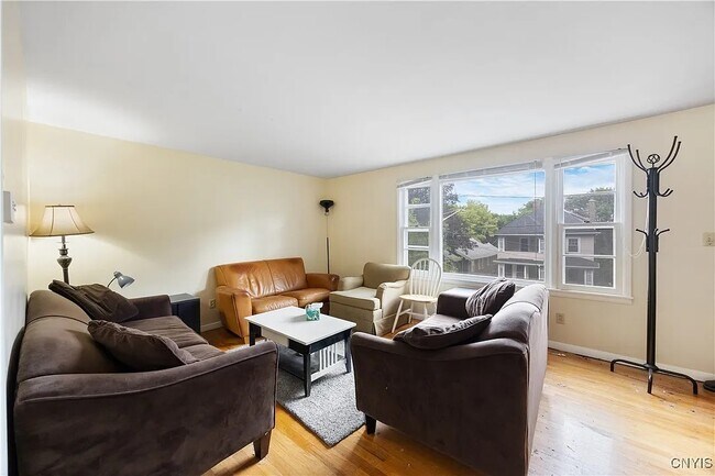 Building Photo - Ackerman Ave