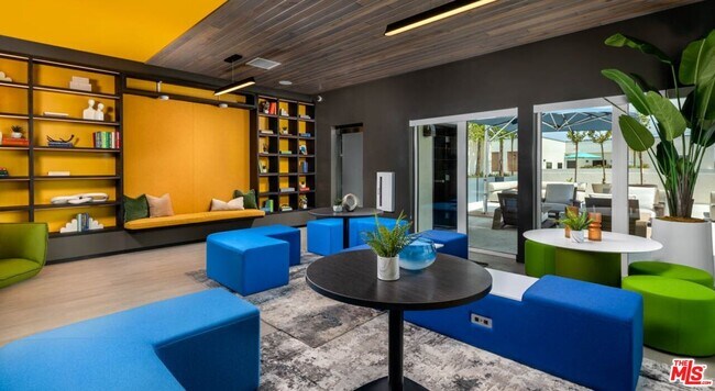 Building Photo - 10375 Washington Blvd