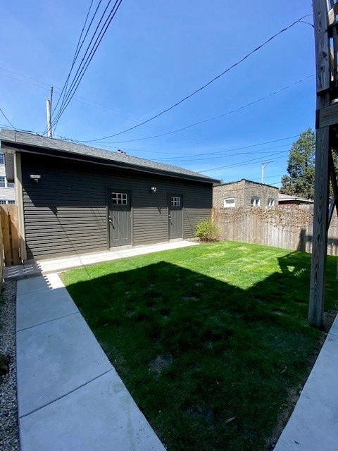 Building Photo - 3728 N Magnolia Ave