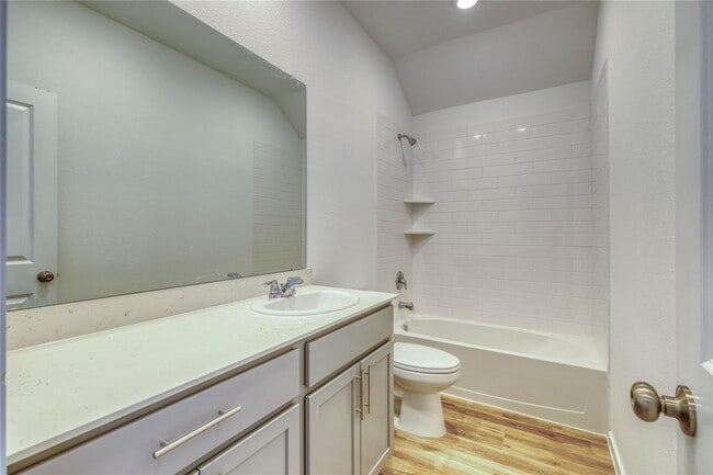 Building Photo - 5310 Still Mdw Ln