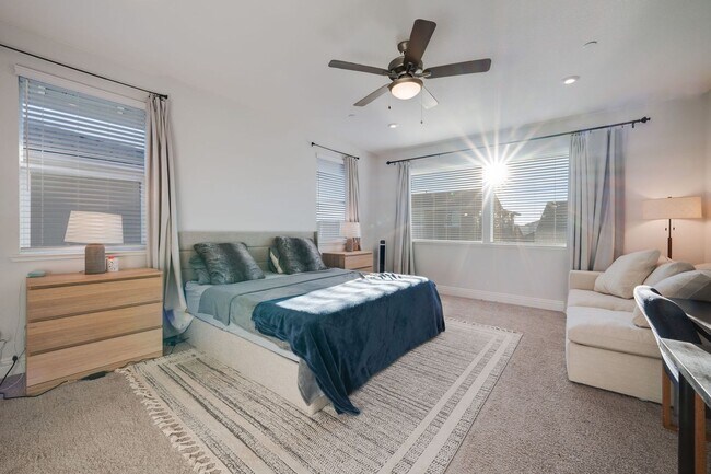 Building Photo - Luxury 4 Bedroom Home in Gated El Dorado Hills Community!