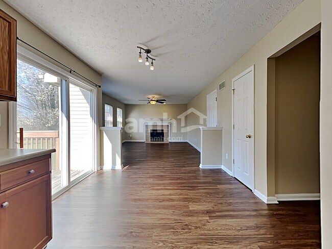 Building Photo - 265 Red Cedar Ct