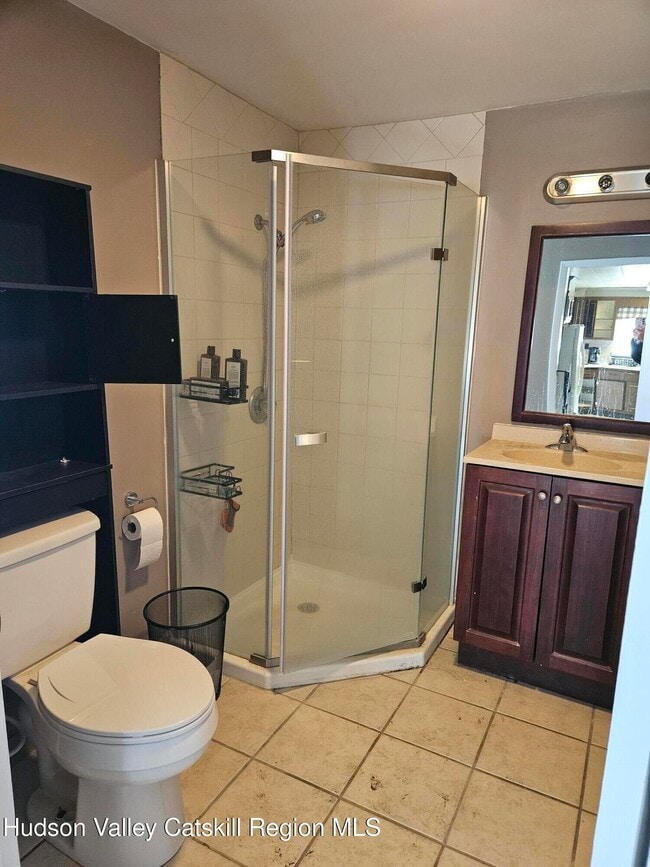 Building Photo - 477 Lattintown Rd