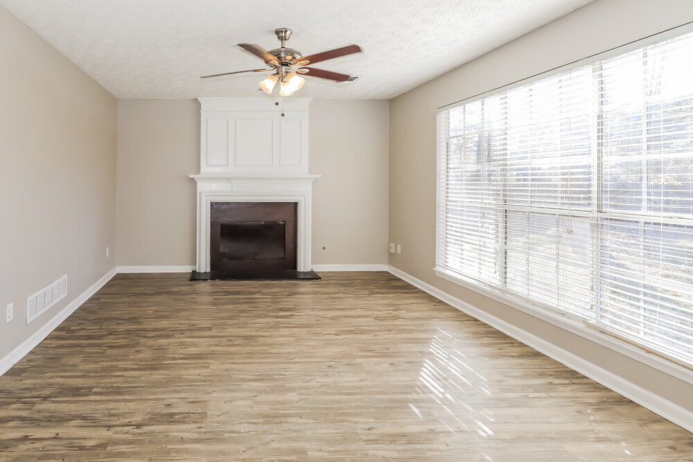 Building Photo - 1341 Birdsong Ln