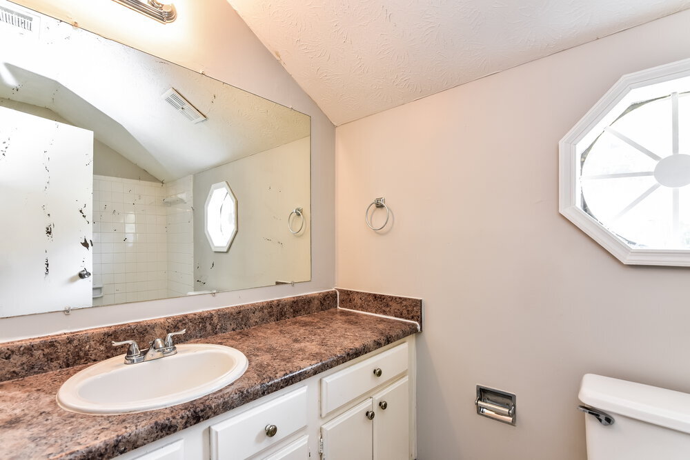 Building Photo - 4723 Old Highgate Entry