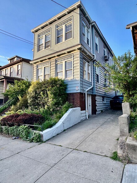 Building Photo - 286 Fulton Ave