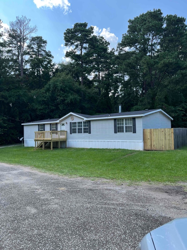 Building Photo - 177 Neches Dr