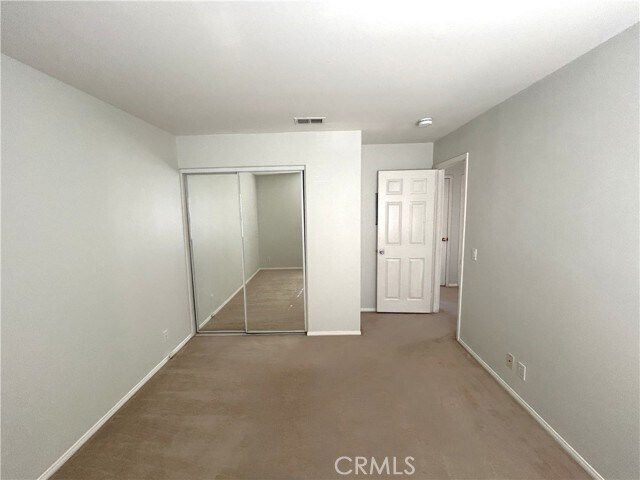 Building Photo - 1729 S Sunflower Ave