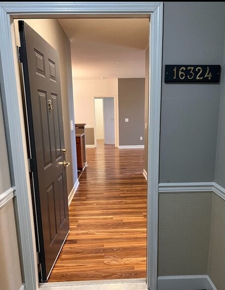 Building Photo - 16324 Redstone Mountain Ln