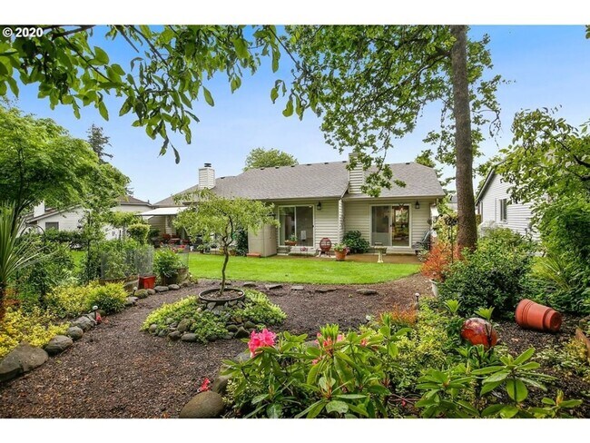 Building Photo - 2 Bed 2 Bath Summerwood Village Condo! Move In Special!