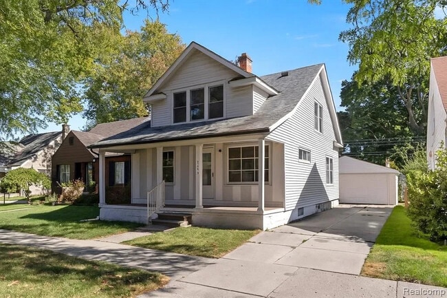 Building Photo - 3369 Pelham St