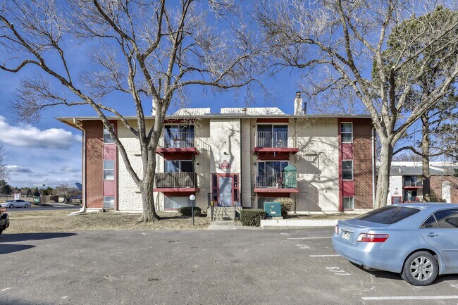 Building Photo - 1 MONTH FREE!! 2B/1B Upper Level Condo in Cottonwood Villas - Available NOW!