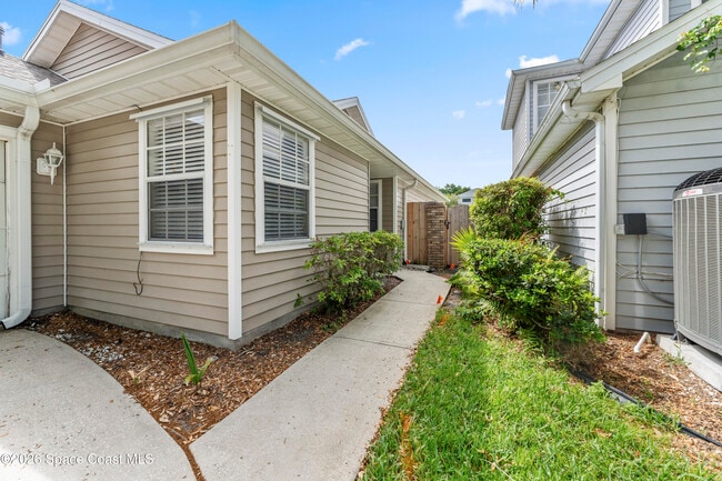 Building Photo - 1612 Pga Blvd