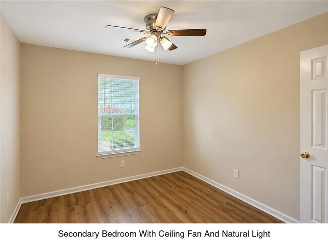 Building Photo - 1117 Yellow River Dr