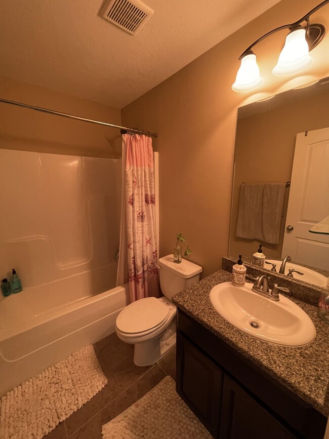Building Photo - 7308 Sorrel Ct
