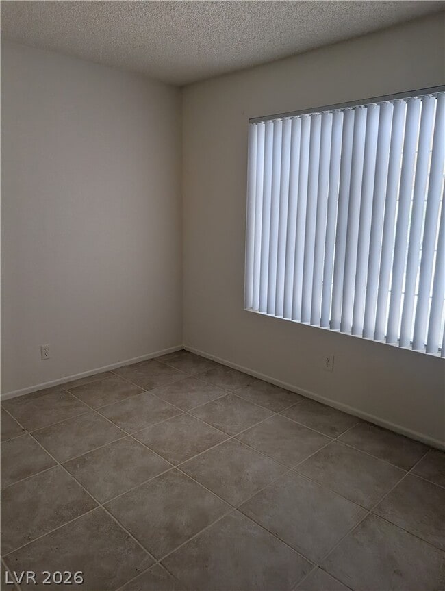 Building Photo - 4446 Honeydew Cir