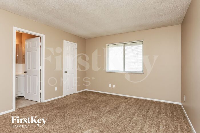 Building Photo - 24 Spring Way Dr