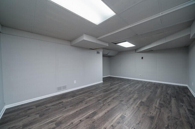 Building Photo - 4079 Dunnington Dr