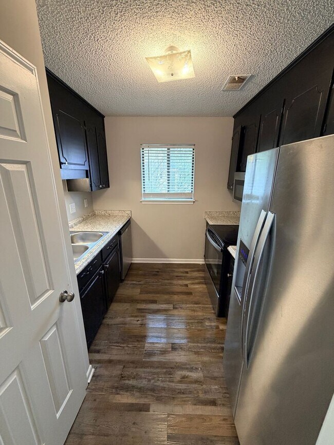 Building Photo - 500 Cokesbury St