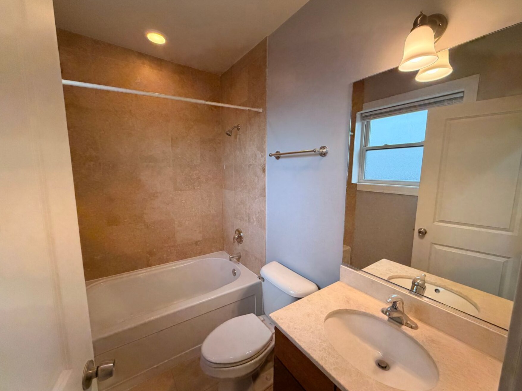 Building Photo - 4228 N Whipple St