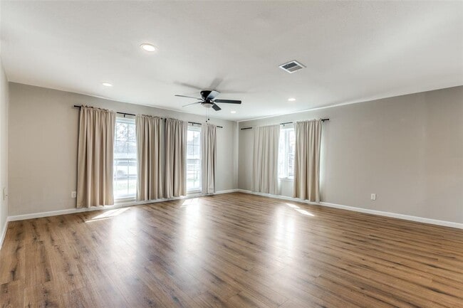 Building Photo - 6230 San Felipe St