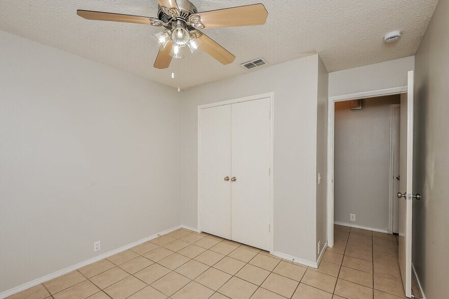 Building Photo - 8528 Gatlinburg Dr