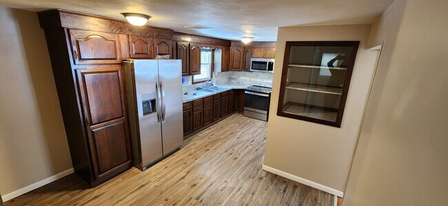 Building Photo - 6 Greenacre Rd