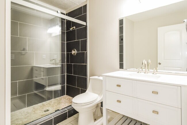 Building Photo - 2985 W 5750 S