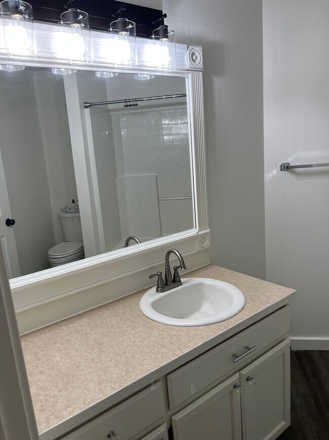 Building Photo - 1227 187th St Ct E