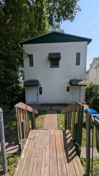 Building Photo - GEN413/415