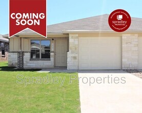 Building Photo - 1547 Kal Ct