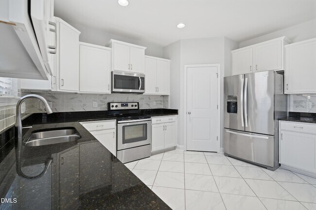 Building Photo - 428 Mill Station Ln