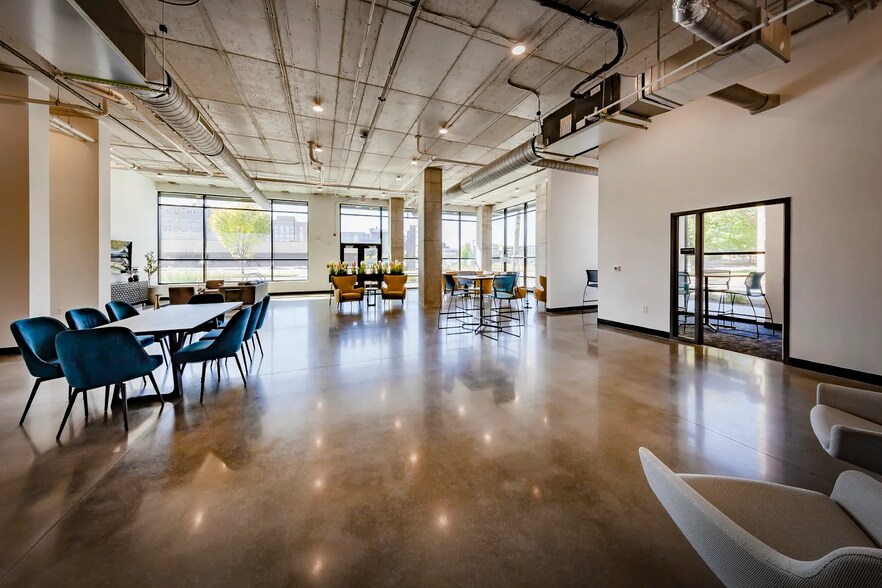 Building Photo - 75 W 18th St