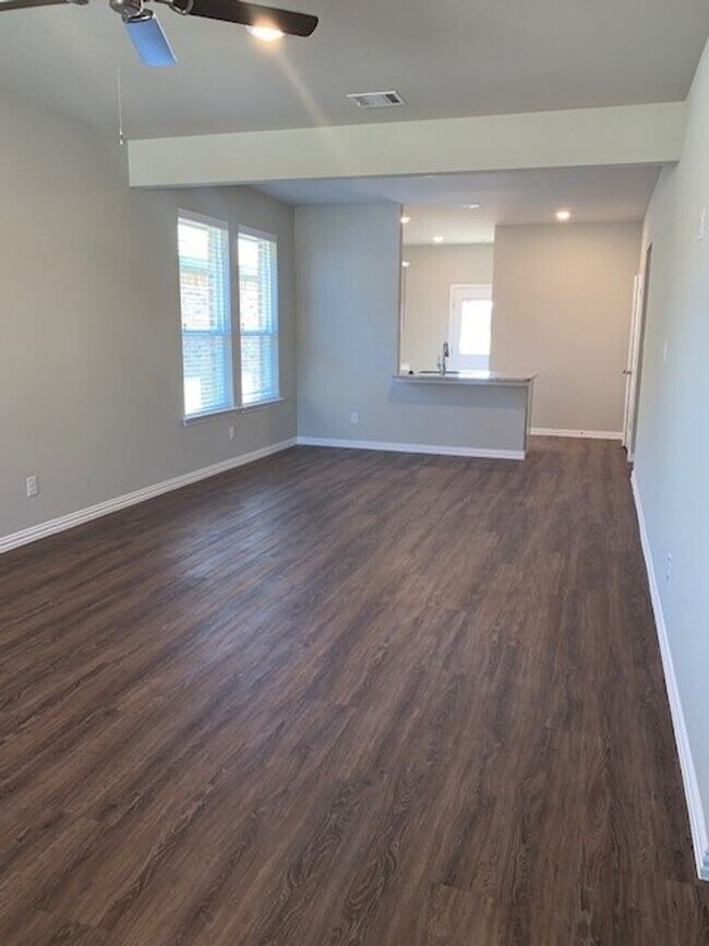 Building Photo - 1256 Trailside Dr