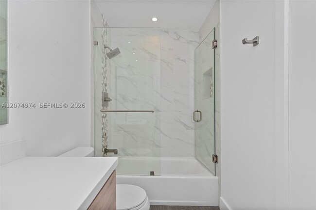 Building Photo - 6305 SW 93rd Pl