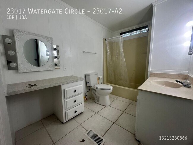 Building Photo - 23017 Watergate Cir