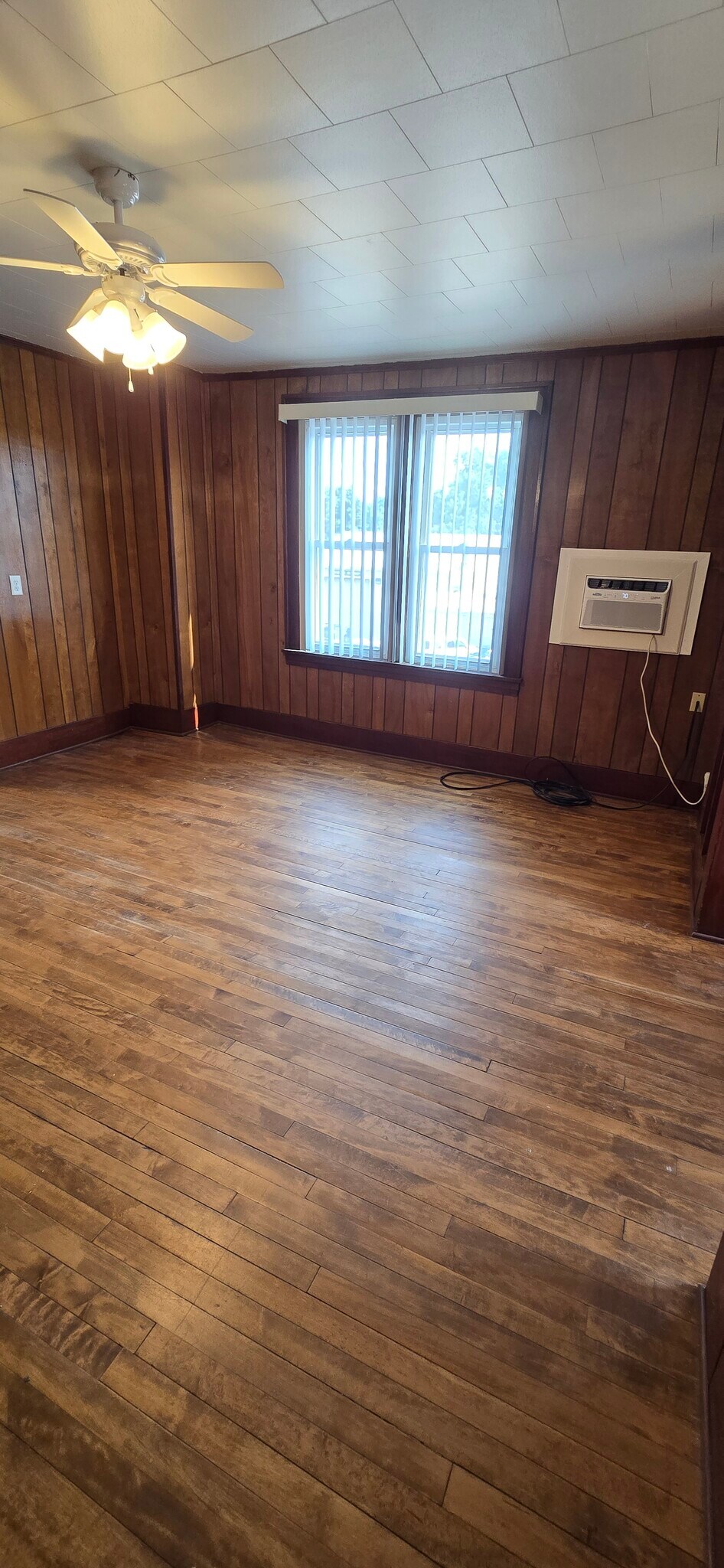 Building Photo - 2494 240th St