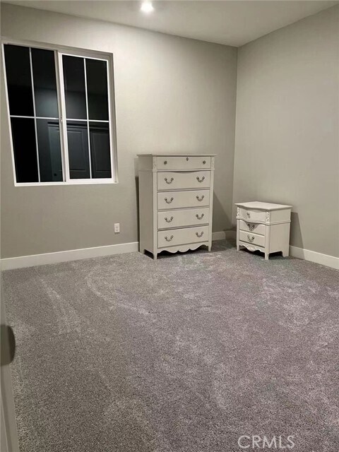 Building Photo - 16559 Pathfinder Ave