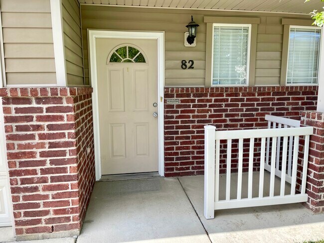 Front Porch - 2876 W 3965 S