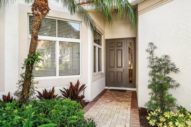 Building Photo - 106 Palm Bay Dr