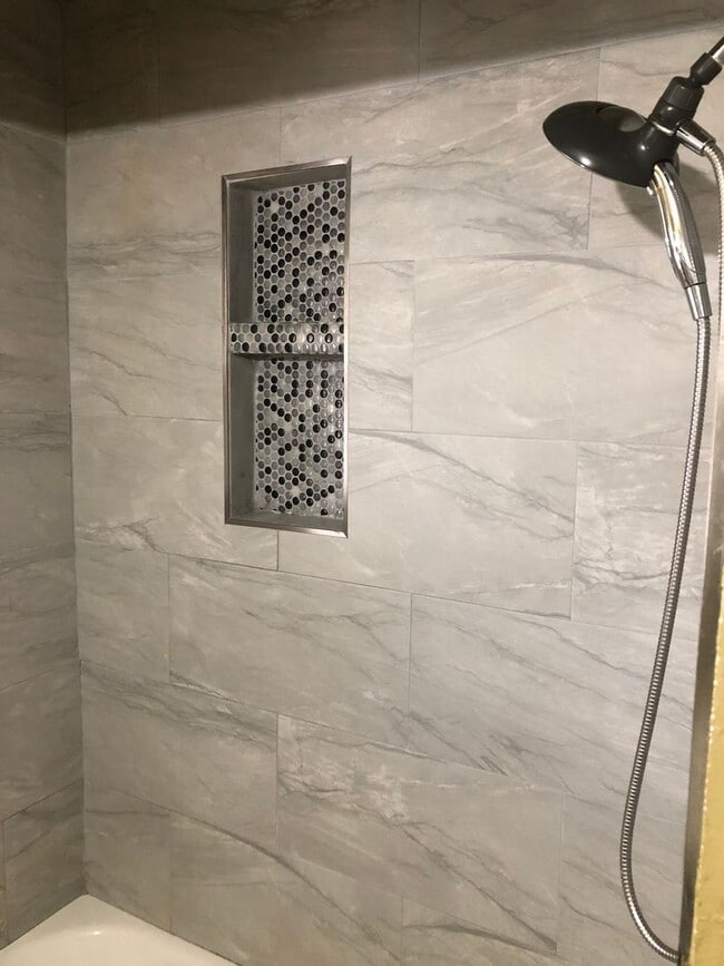 Building Photo - 2831 Pecan St