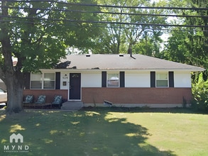 Building Photo - 3119 Petzinger Rd