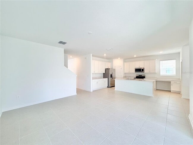 Building Photo - 6089 Meditation Dr