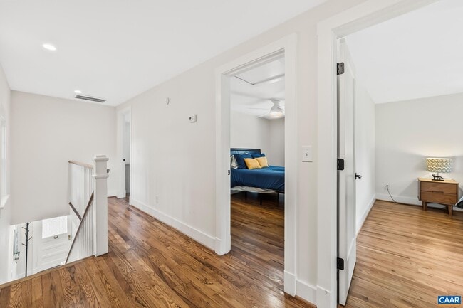 Building Photo - 903 Charlton Ave