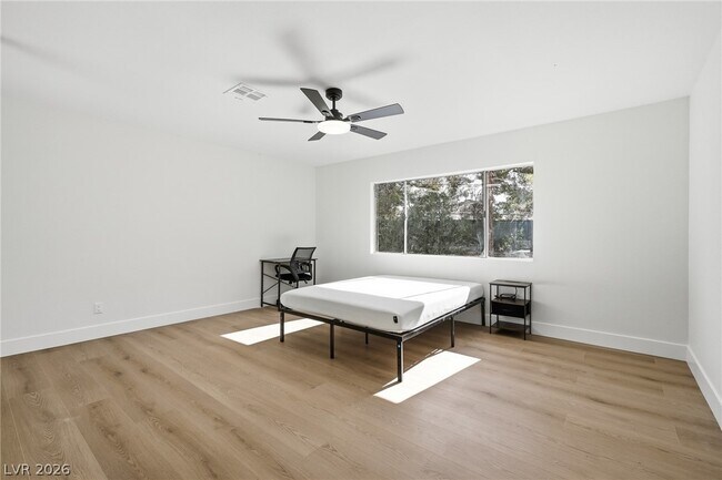 Building Photo - 6865 Coley Ave