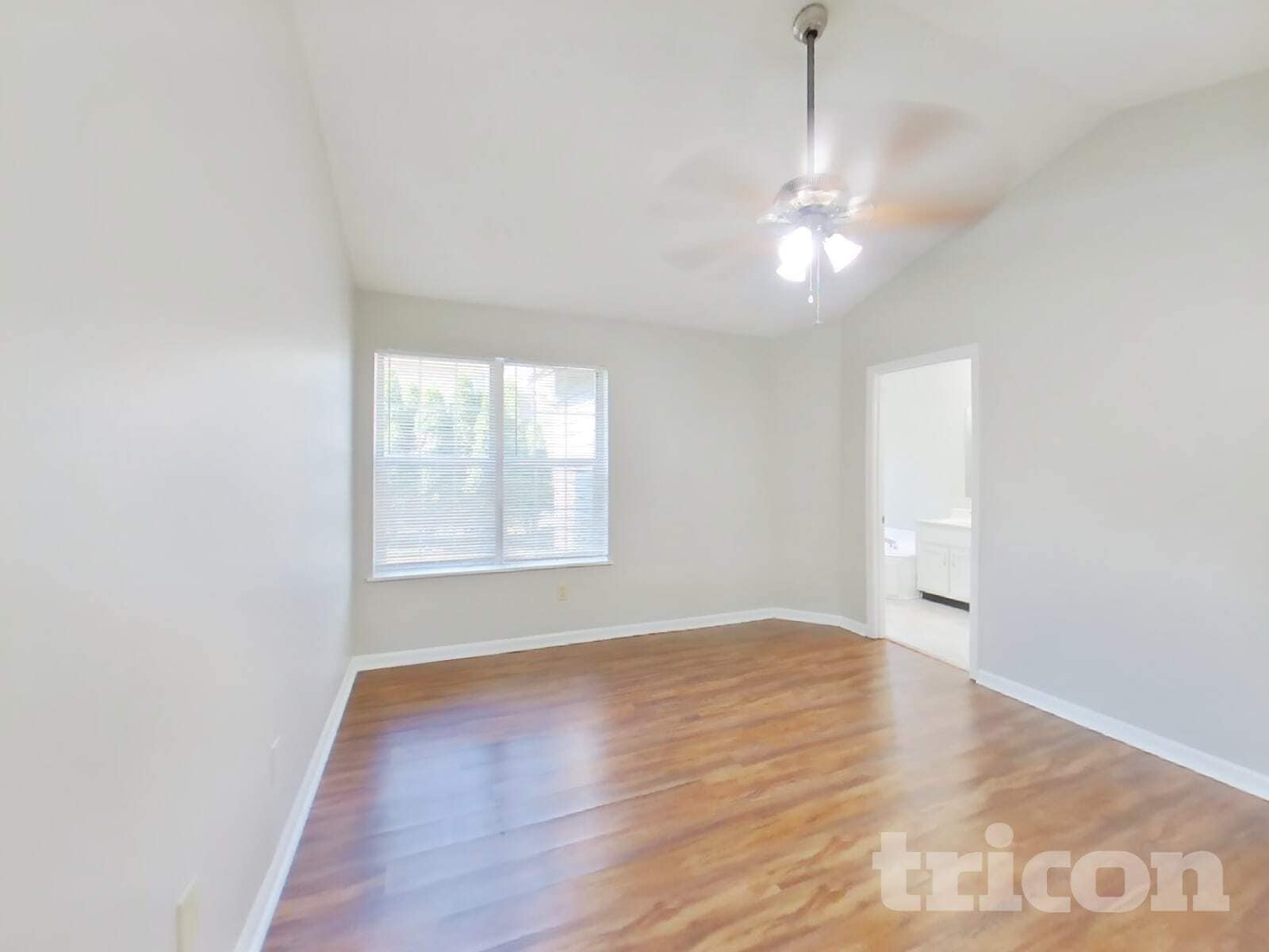 Building Photo - 6044 McClellan Ct