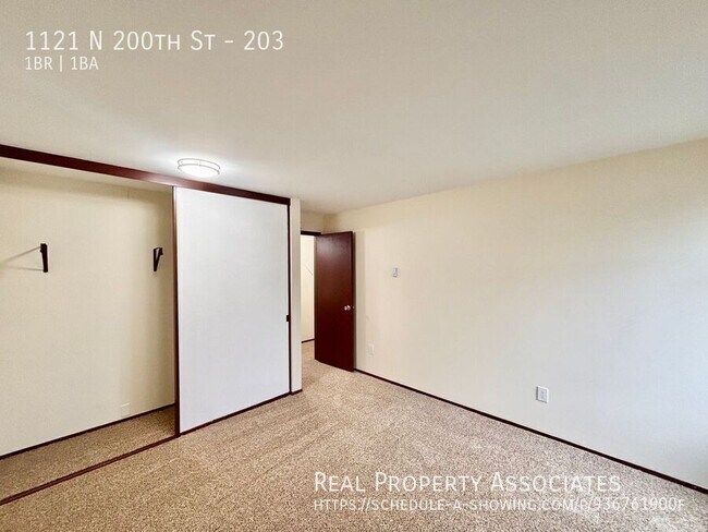 Building Photo - 1121 N 200th St