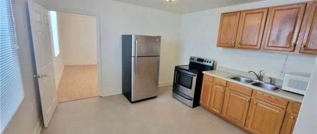 Building Photo - 1329 Leonidas St